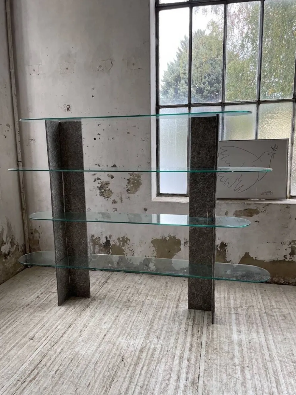 Etagère sculpture pierre et verre Roche Bobois années 70