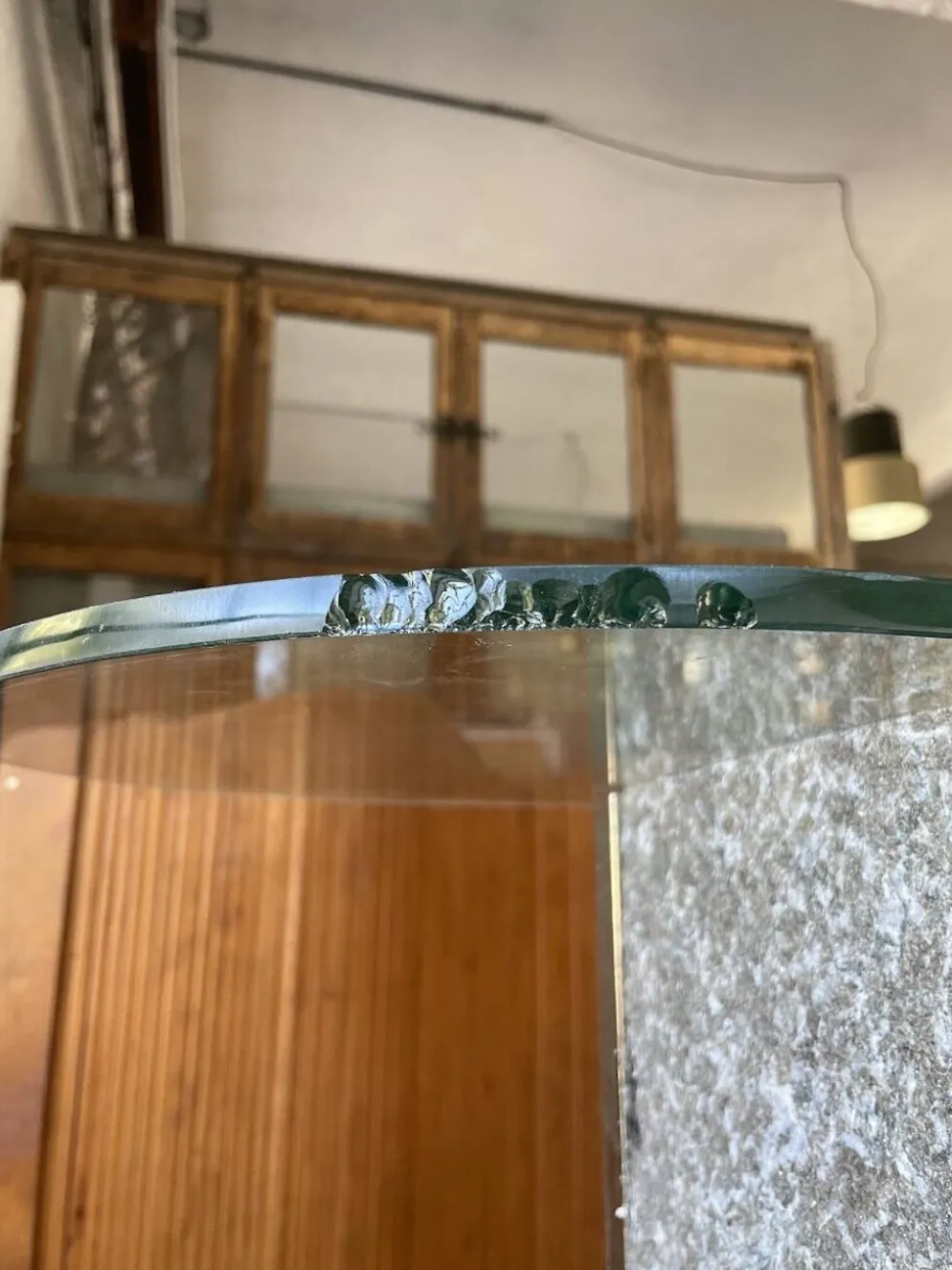 Etagère sculpture pierre et verre Roche Bobois années 70