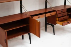 Etagère sur pieds 3-baies par Louis Van Teeffelen