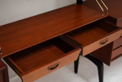 Etagère sur pieds 3-baies par Louis Van Teeffelen