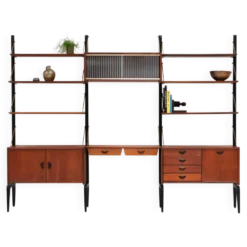 Etagère sur pieds 3-baies par Louis Van Teeffelen