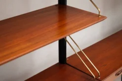 Etagère sur pieds 3-baies par Louis Van Teeffelen