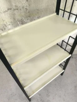 Etagère vintage en bois noir et blanche