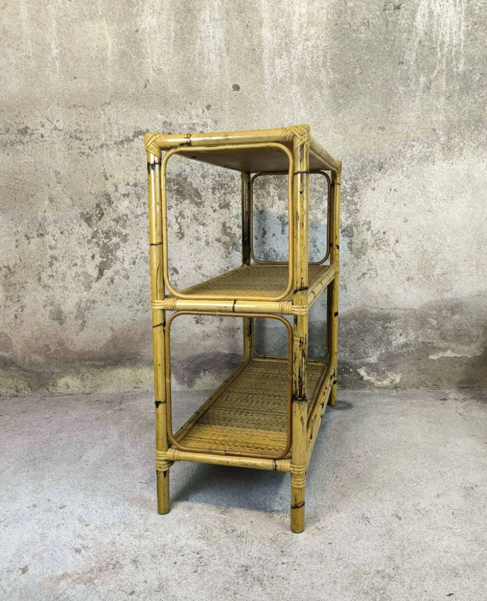 Etagère vintage en rotin