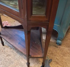 etgere d angle en acajou