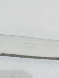 Europ - 12 Couteaux en métal argenté Uniplat