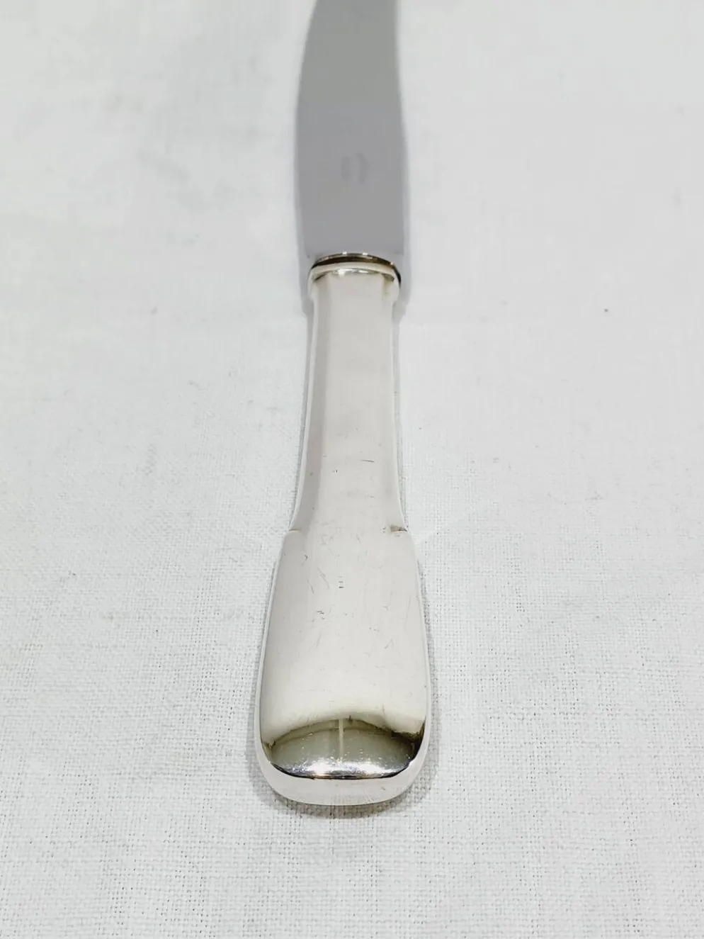 Europ - 12 Couteaux en métal argenté Uniplat