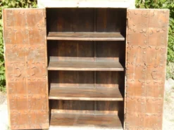 Exceptionnelle armoire de style indien - Superbe patine