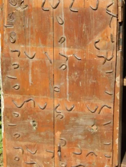 Exceptionnelle armoire de style indien - Superbe patine