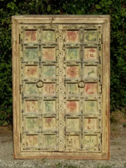Exceptionnelle armoire de style indien - Superbe patine