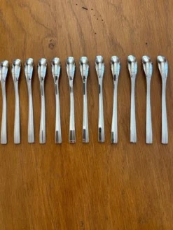 Exceptionnelle ménagère Couzon Neuvième Art – 123 pièces – inox 18/10