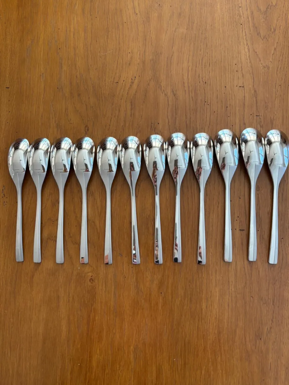 Exceptionnelle ménagère Couzon Neuvième Art – 123 pièces – inox 18/10