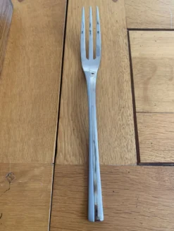 Exceptionnelle ménagère Couzon Neuvième Art – 123 pièces – inox 18/10
