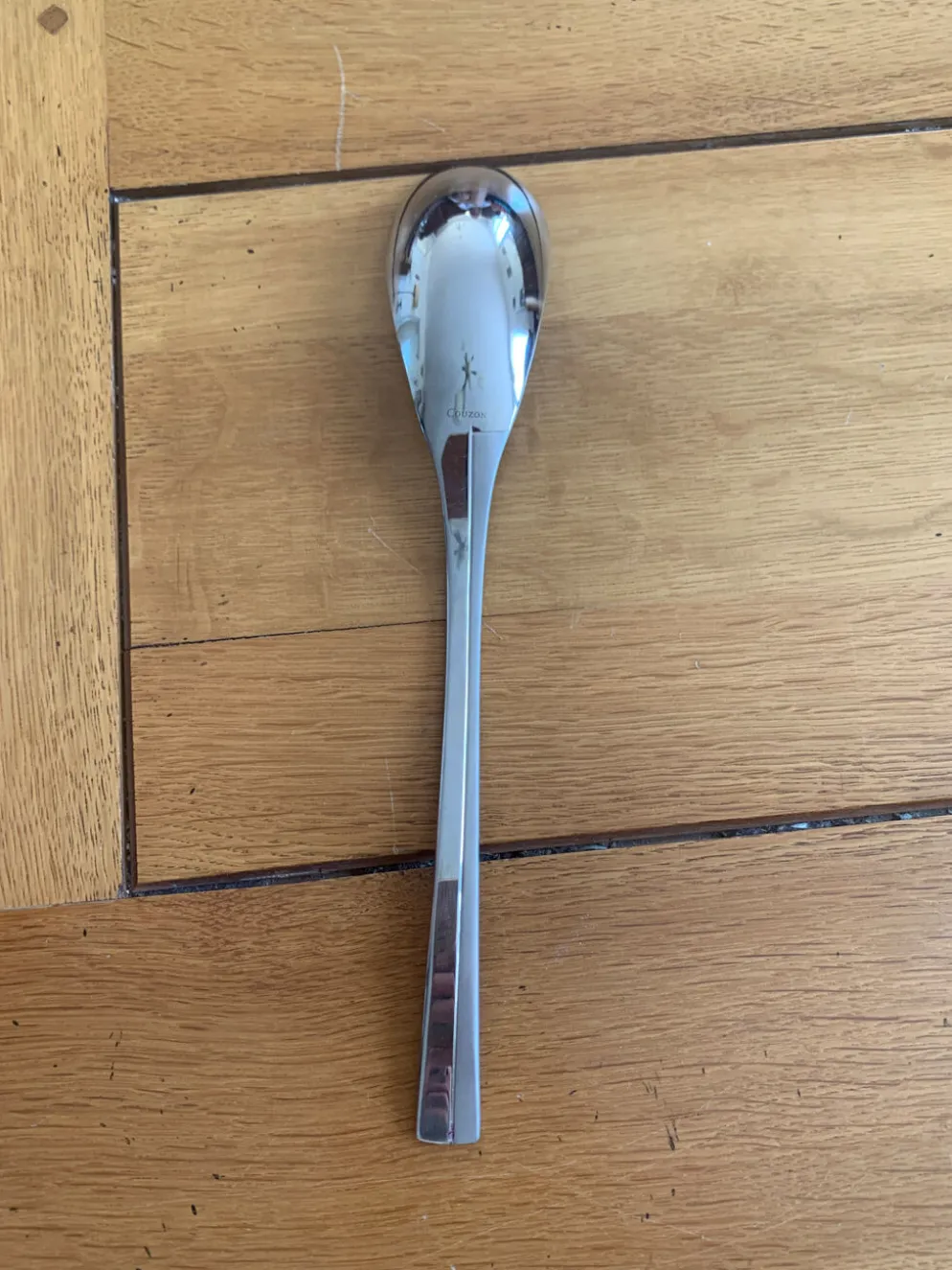Exceptionnelle ménagère Couzon Neuvième Art – 123 pièces – inox 18/10