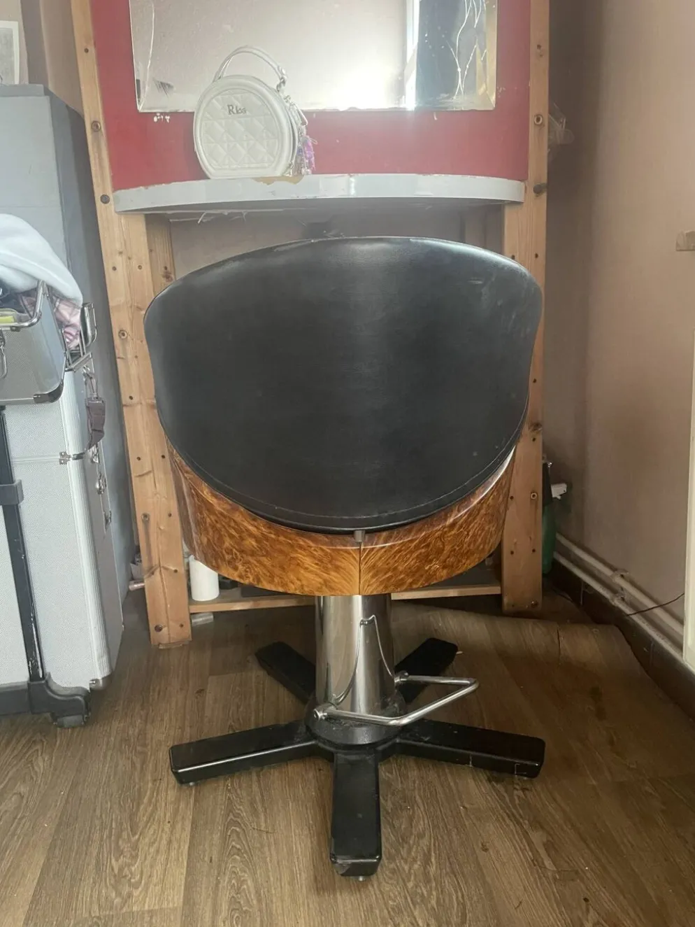 Fauteuil de coiffeur vintage Space Age — effet ronce, années 1970