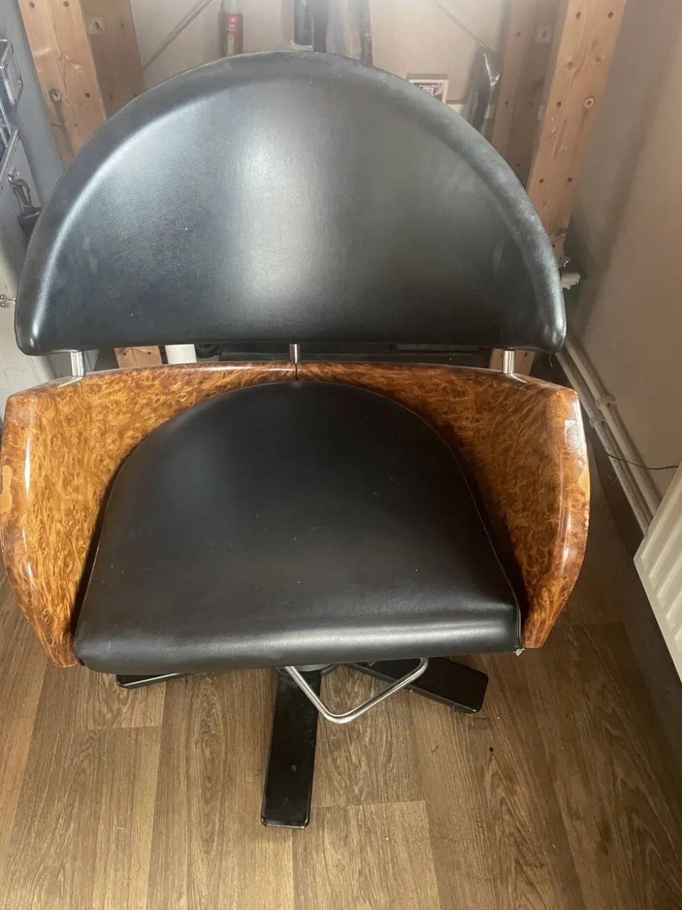 Fauteuil de coiffeur vintage Space Age — effet ronce, années 1970