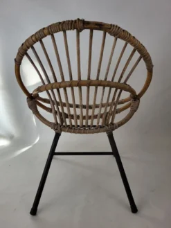 Fauteuil enfant rotin et métal années 60