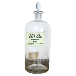 Flacon d'eau de cologne