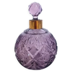 Flacon de parfum en cristal taillé à la main et laiton, couleur lilas, Italie