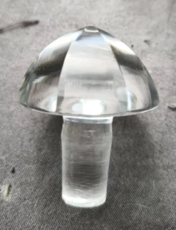 Flacon modèle Fontainebleau de Baccarat