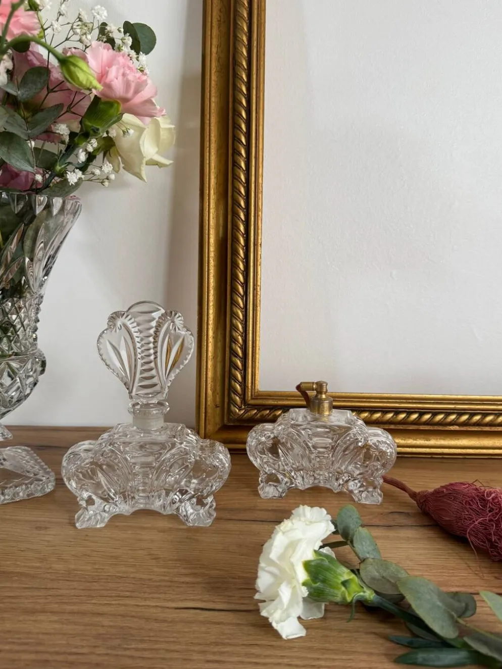 Flacon parfum vintage et vaporisateur