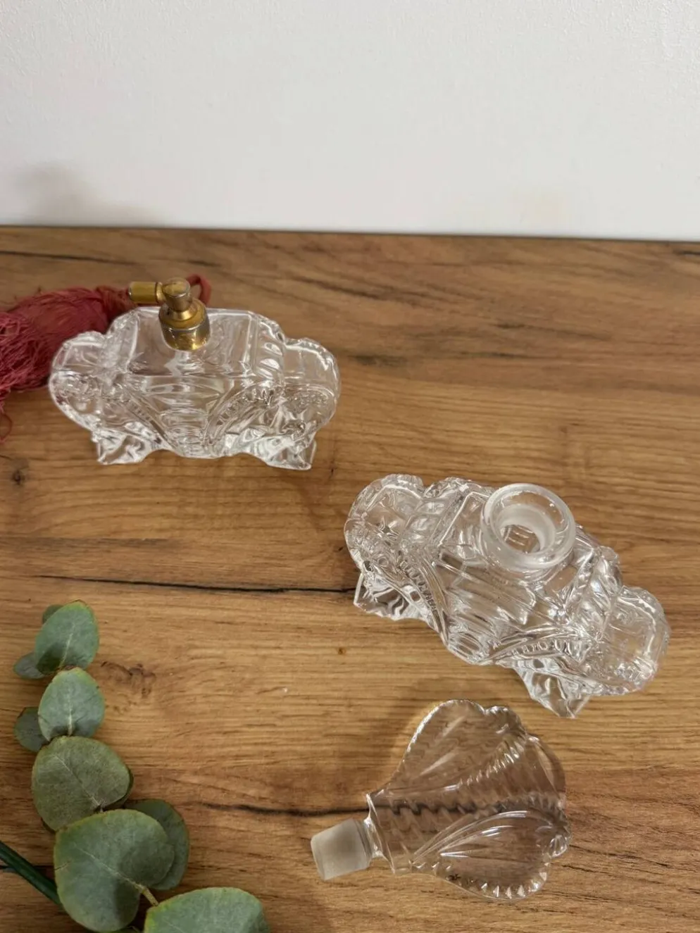 Flacon parfum vintage et vaporisateur