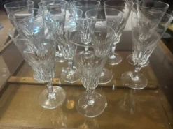12 flûtes à champagne Baccarat modèle Carcassonne - estampillées