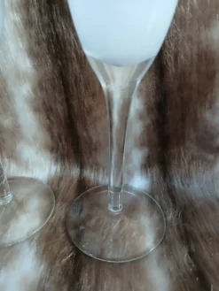 4 flûtes à champagne blanches