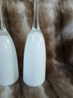 4 flûtes à champagne blanches