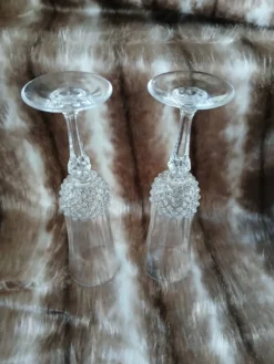 2 flûtes à champagne en cristal