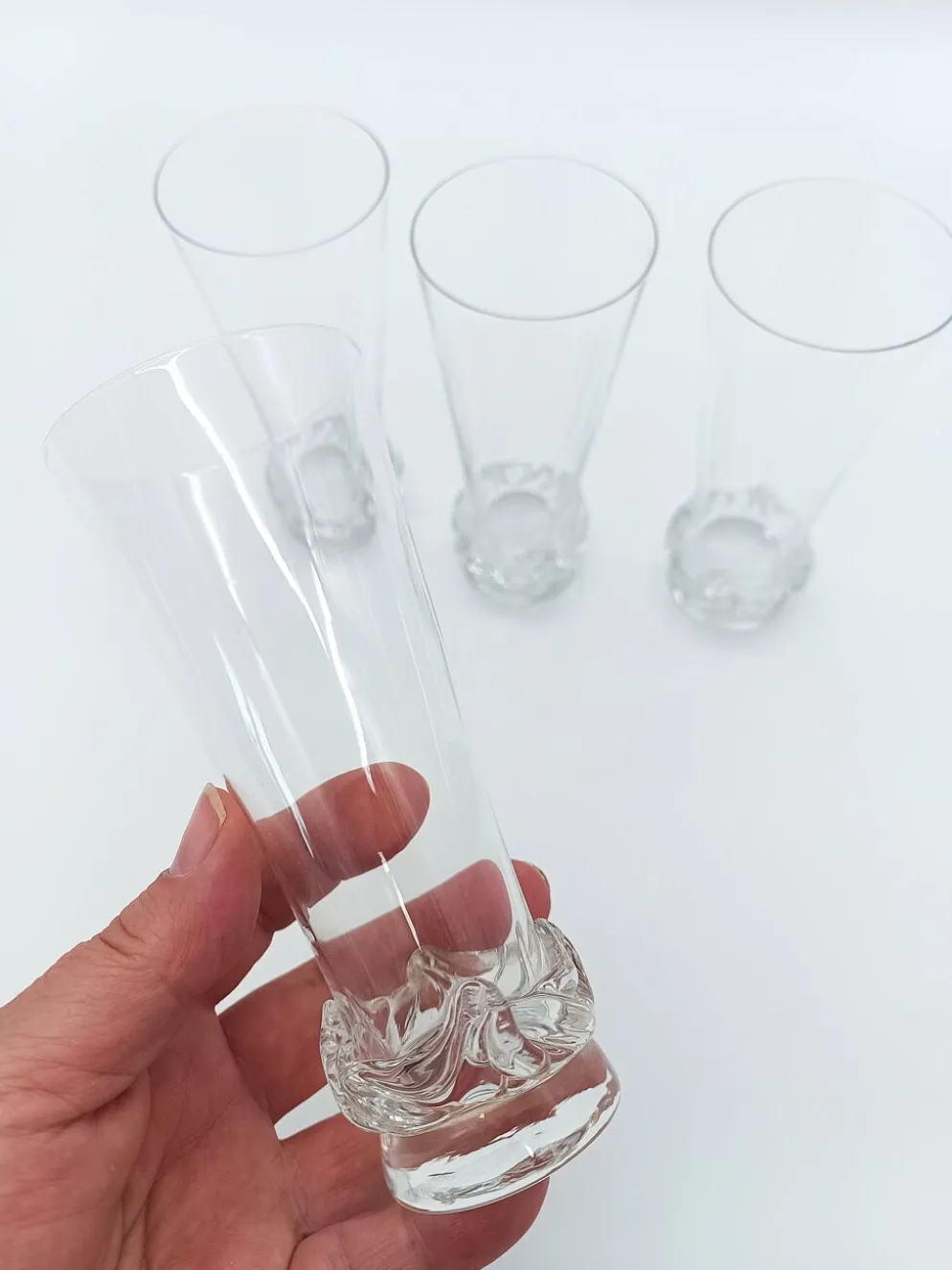 4 flûtes à champagne en cristal de Daum france modèle Sorcy
