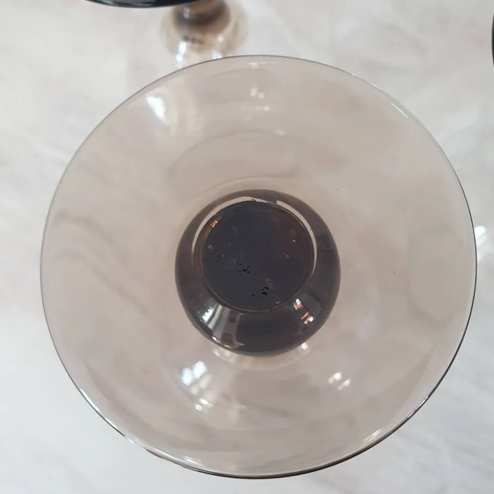 Flûtes champagne pieds en verre marron fumé