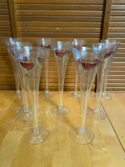 9 flûtes à champagne vintage en verre fin décor floral peint à la main