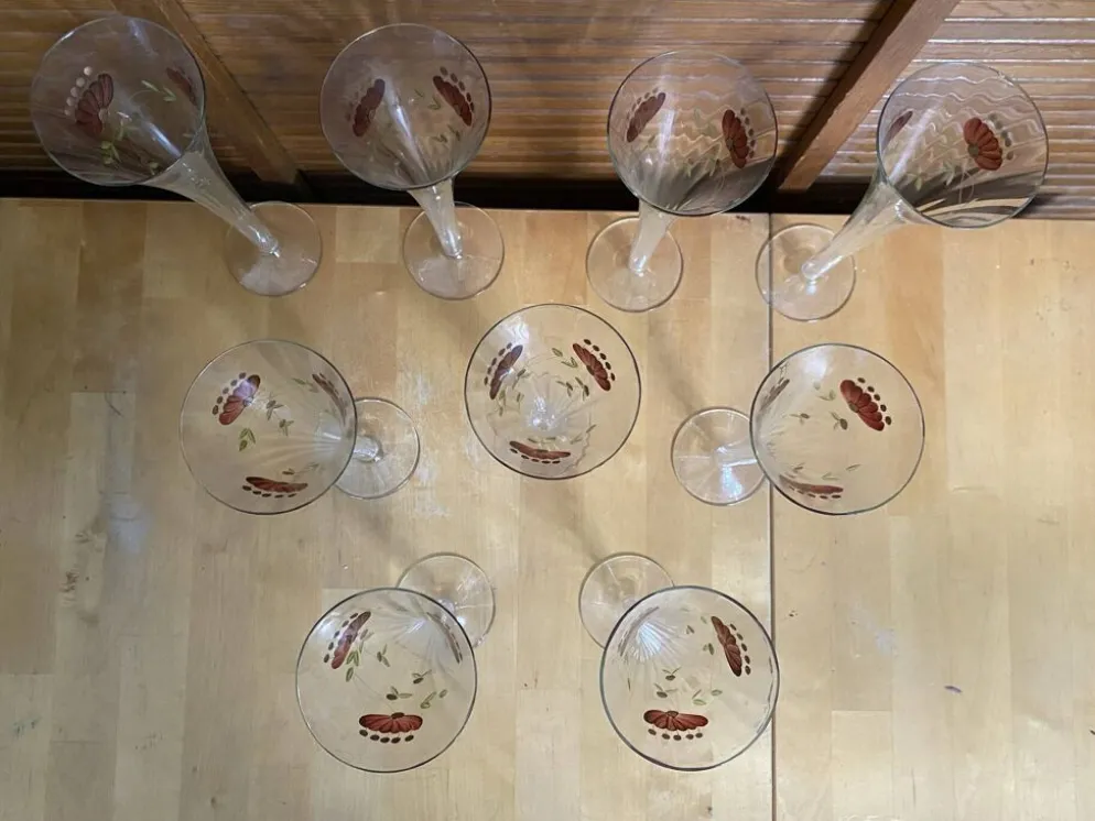 9 flûtes à champagne vintage en verre fin décor floral peint à la main