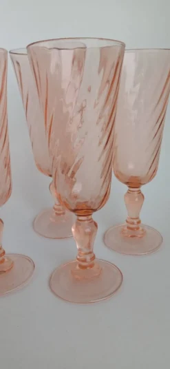 Flûtes en verre rose Rosaline