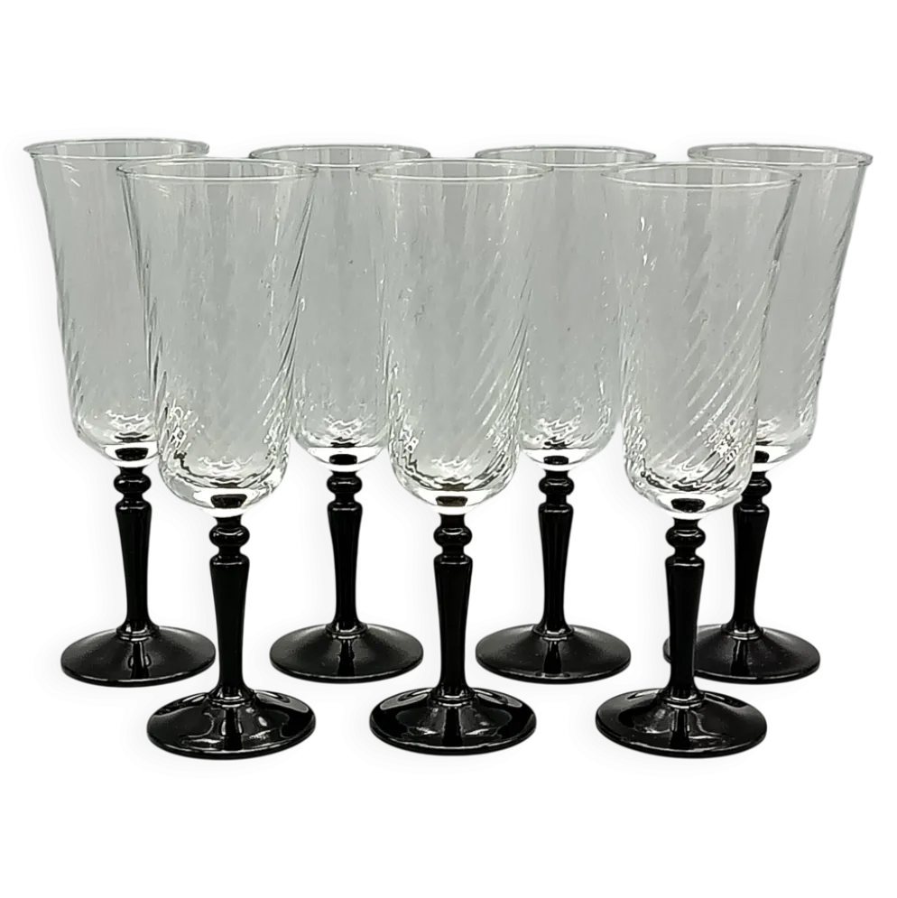 7 flûtes pied noir vintage modèle onyx de luminarc france