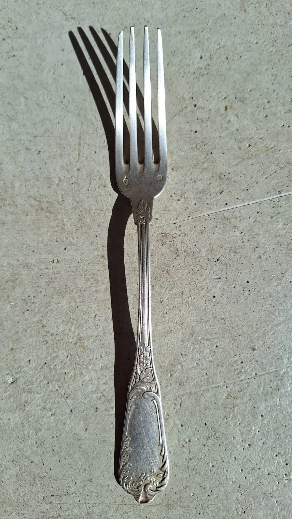 Fourchette de table en argent massif orfèvre Paul Devaux
