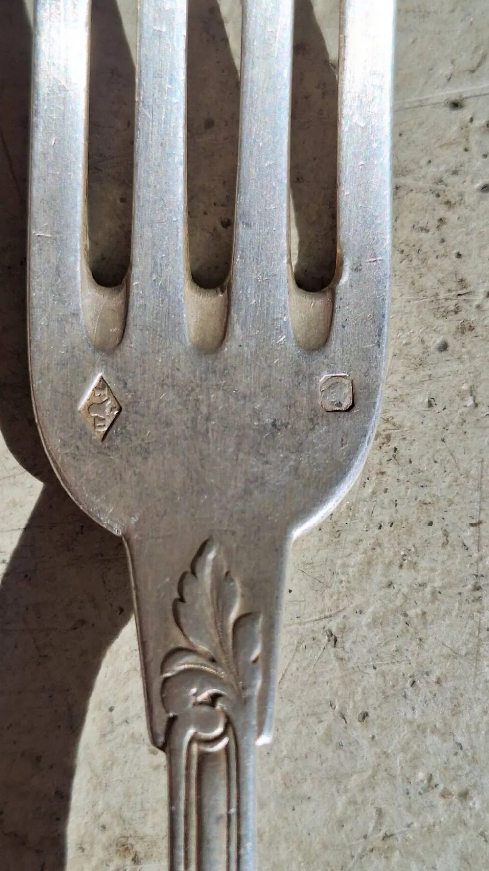 Fourchette de table en argent massif orfèvre Paul Devaux