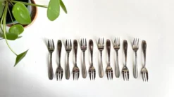 12 Fourchettes à DESSERT Inox Vintage