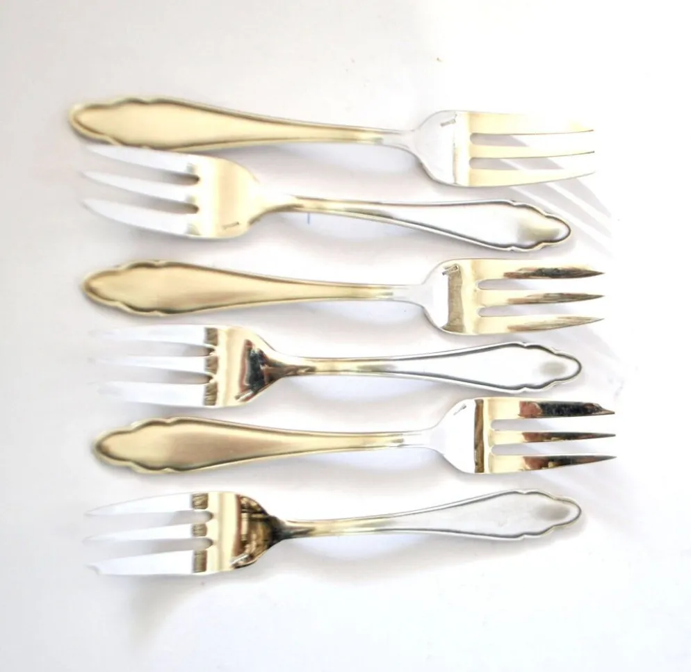 6 fourchettes à dessert modernistes en métal argenté chantourné DEETJEN