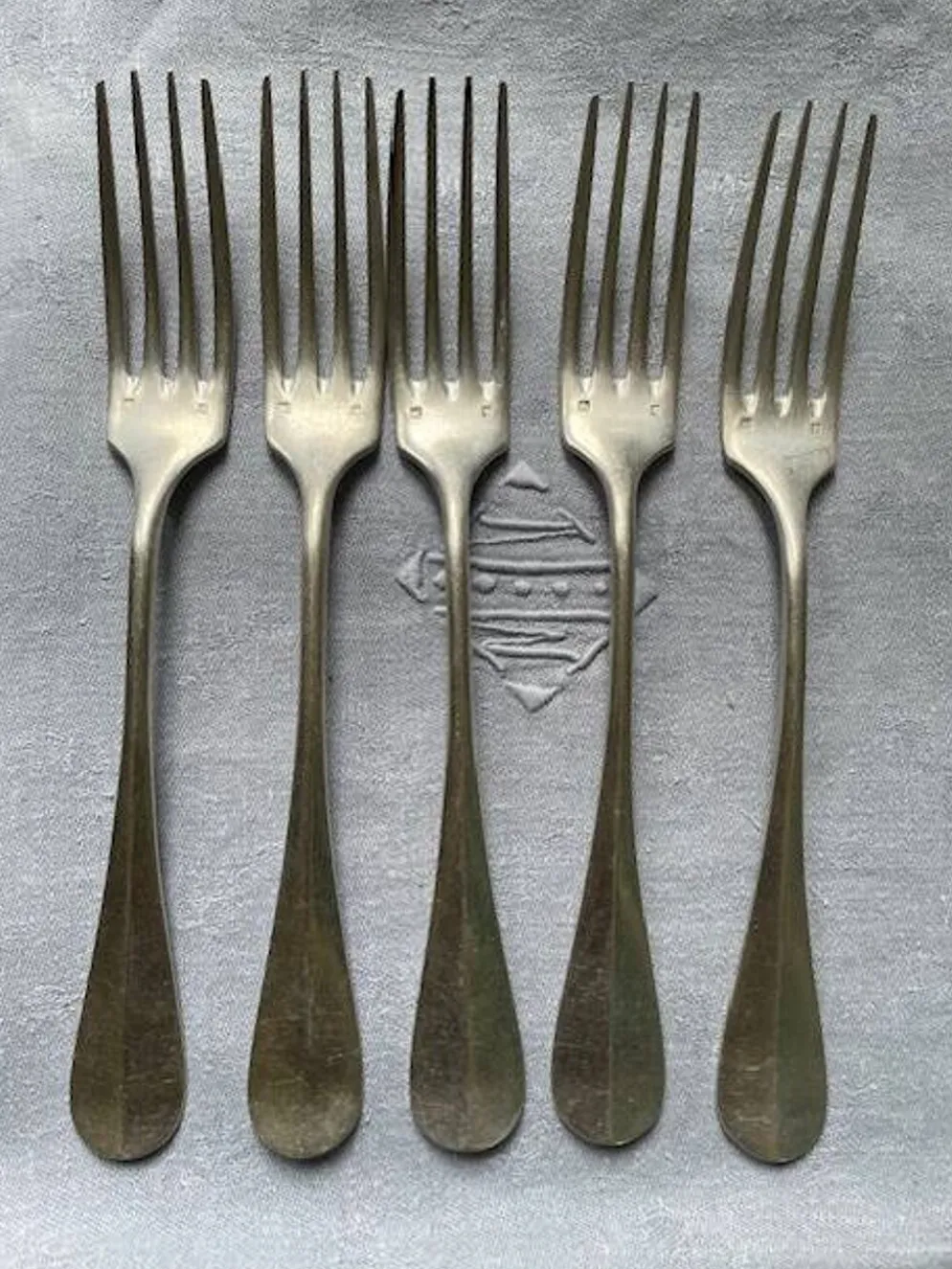 5 fourchettes en métal argenté Alfénide Christofle