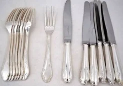 8 fourchettes et 6 couteaux de table Christofle Hotel