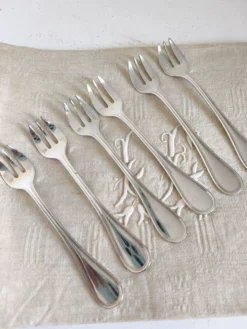 6 fourchettes à gâteau Christofle modèle Albi
