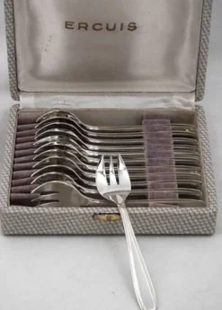 12 fourchettes à huitres Art Déco Ercuis en métal argenté