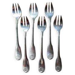 6 fourchettes à huître Christofle en métal argenté, décor coquille