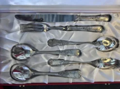 François Frionnet - Ménagère - métal argenté -style Louis XV -modèle rocail