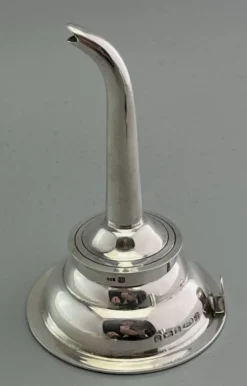 Funnel à vin en argent sterling antique exquis, poinçonné, doré, de qualité superbe