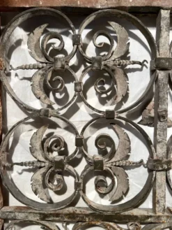 Garde corps XVIIem en fer forgé, rambarde barrière de balcon