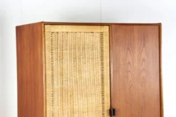 Garde-robe Sebastian Muggenthaler - teck et osier - design rare du milieu du siècle