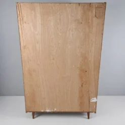 Garde-robe vintage en noyer, années 1970